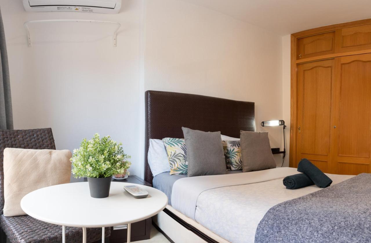 Galvez Rooms Málaga Esterno foto